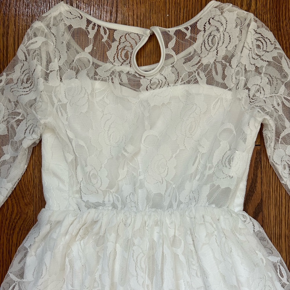Lace off-white dress, sweet heart neck line w/ lining - Picture 7 of 9